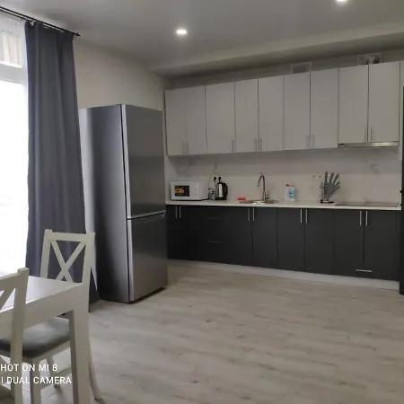 Apartments Domovik Миру 11С /11 Мукачево Экстерьер фото