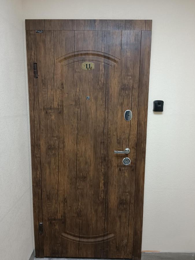 Apartment Domovik миру 11с /11 *